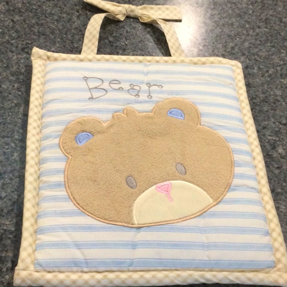 🦒🐒Set of three “Just Born” baby nursery diaper stacker, pillow, wall hangings. - Picture 6 of 10